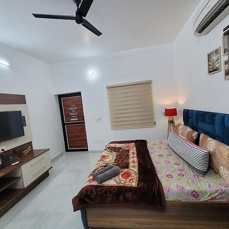 Dhairya'S Villa Home Away From Home Джаму Екстериор снимка