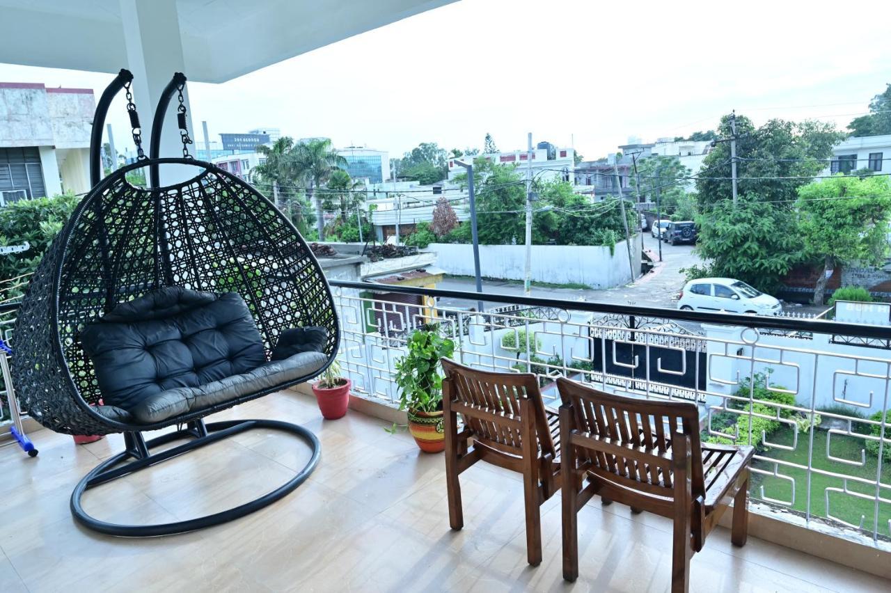 Dhairya'S Villa Home Away From Home Джаму Екстериор снимка