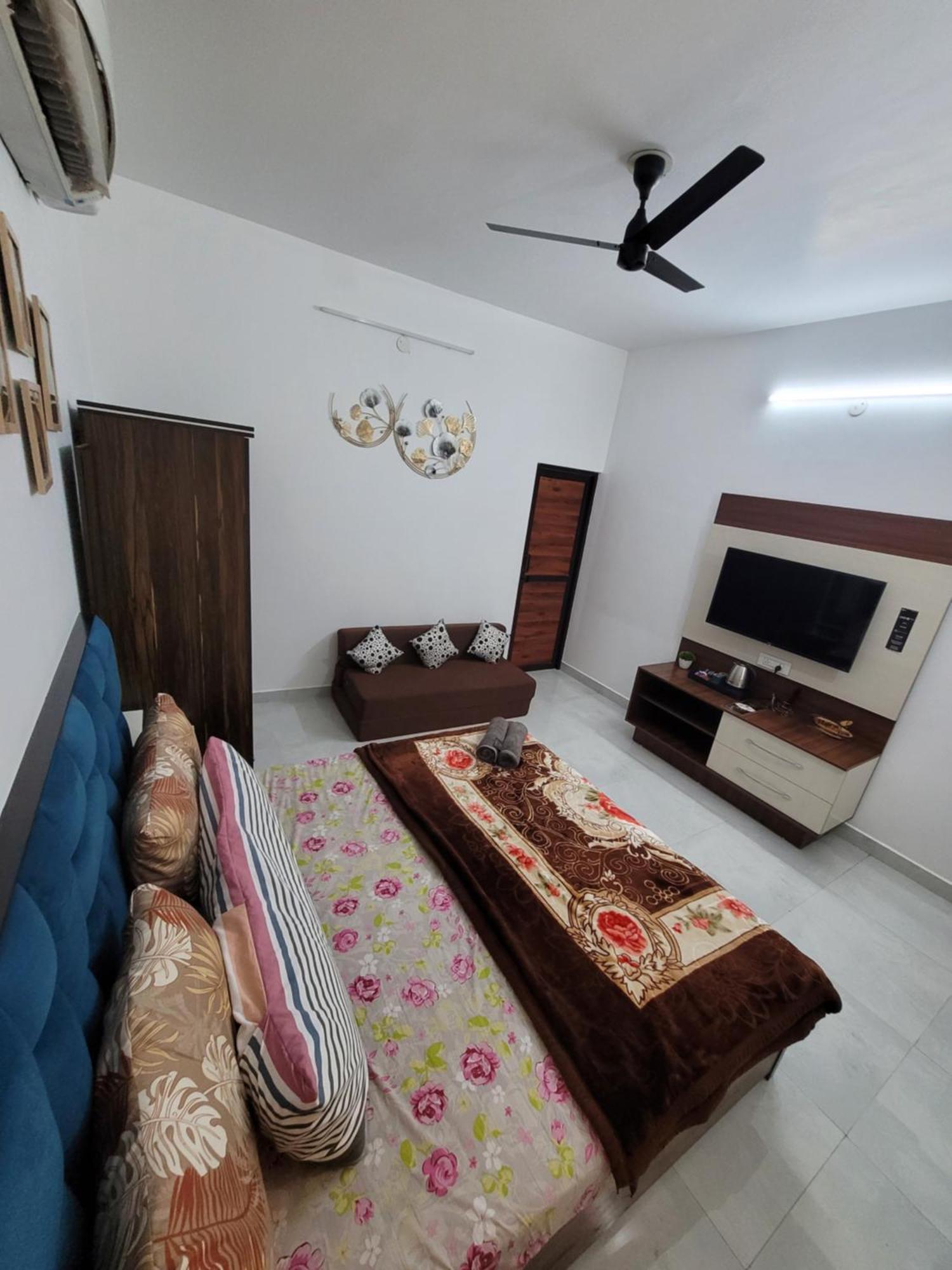 Dhairya'S Villa Home Away From Home Джаму Екстериор снимка